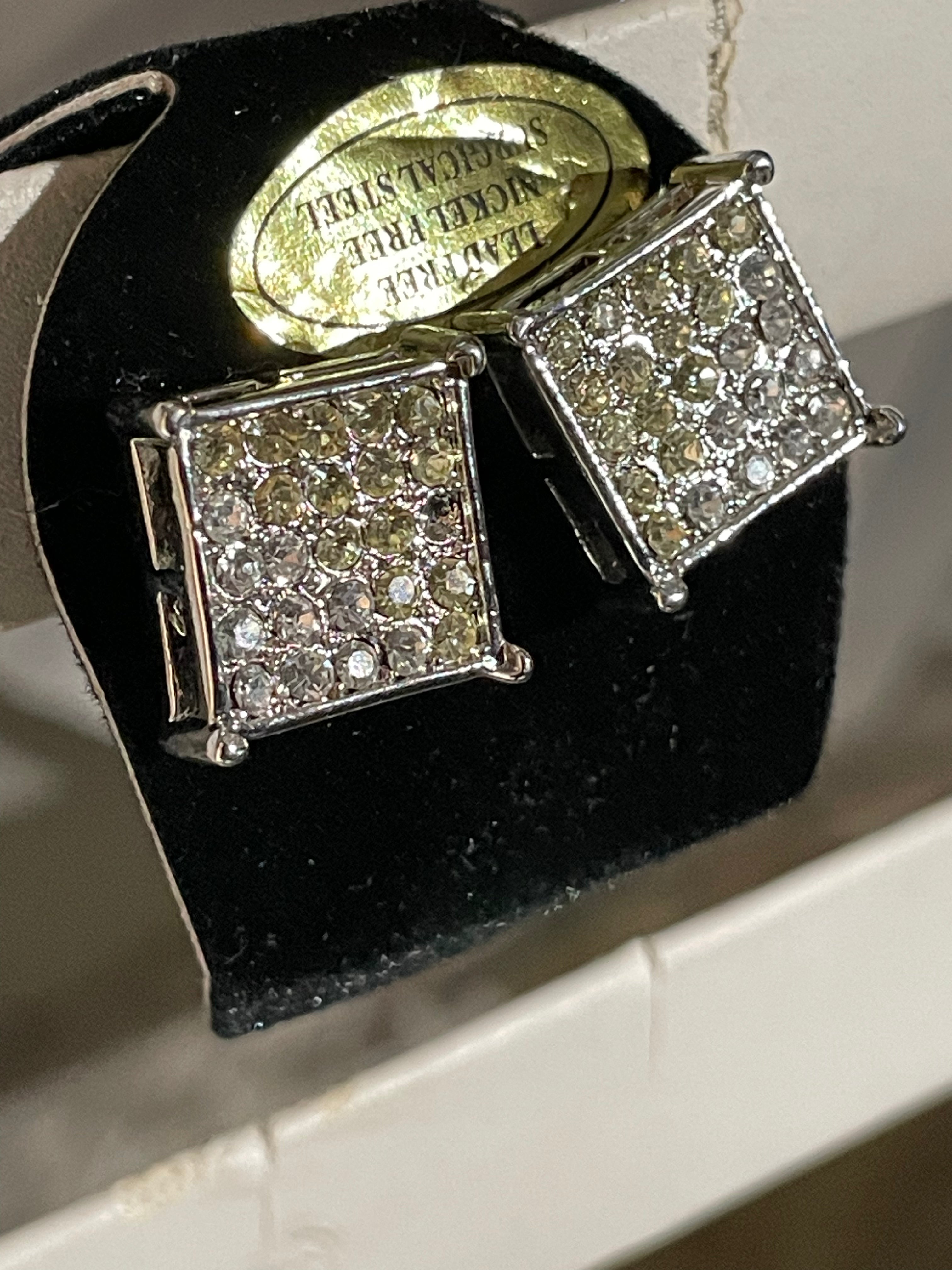 Square Face Dimension Earrings